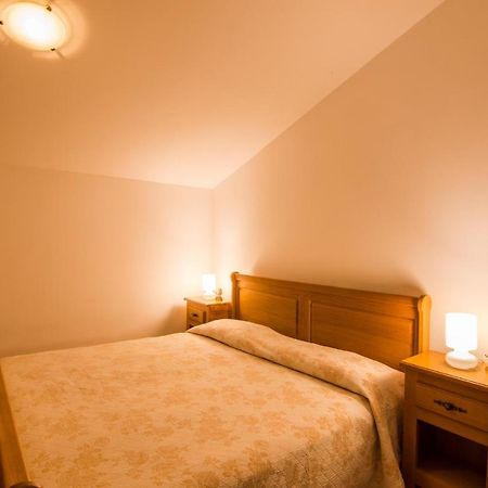 Villa Calussovo Ripenda Kras Esterno foto