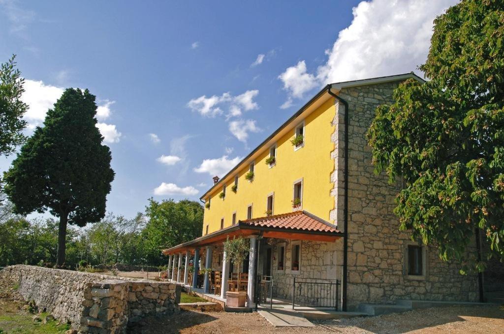 Villa Calussovo Ripenda Kras Esterno foto