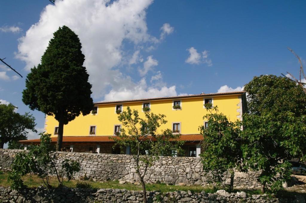 Villa Calussovo Ripenda Kras Esterno foto