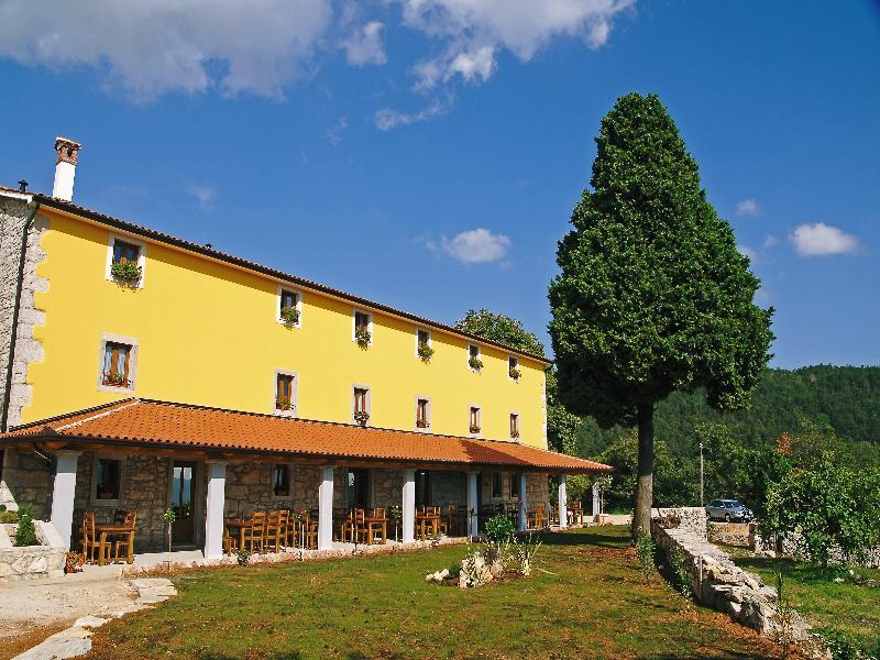 Villa Calussovo Ripenda Kras Esterno foto