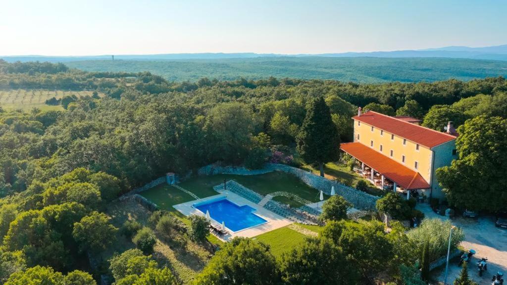 Villa Calussovo Ripenda Kras Esterno foto