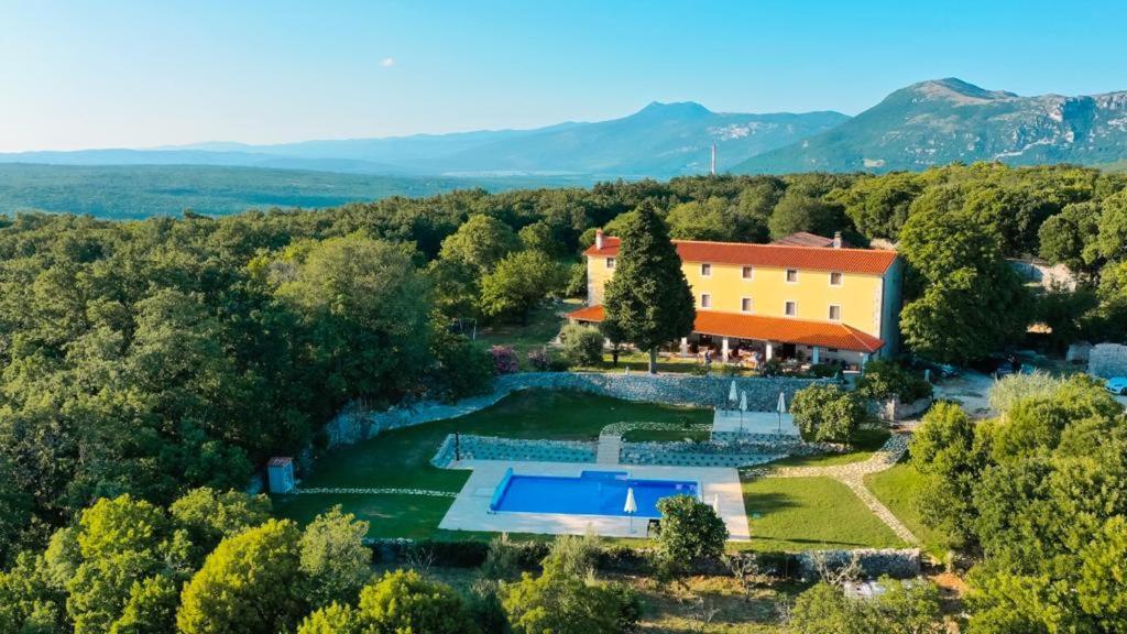 Villa Calussovo Ripenda Kras Esterno foto