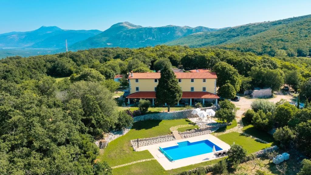Villa Calussovo Ripenda Kras Esterno foto